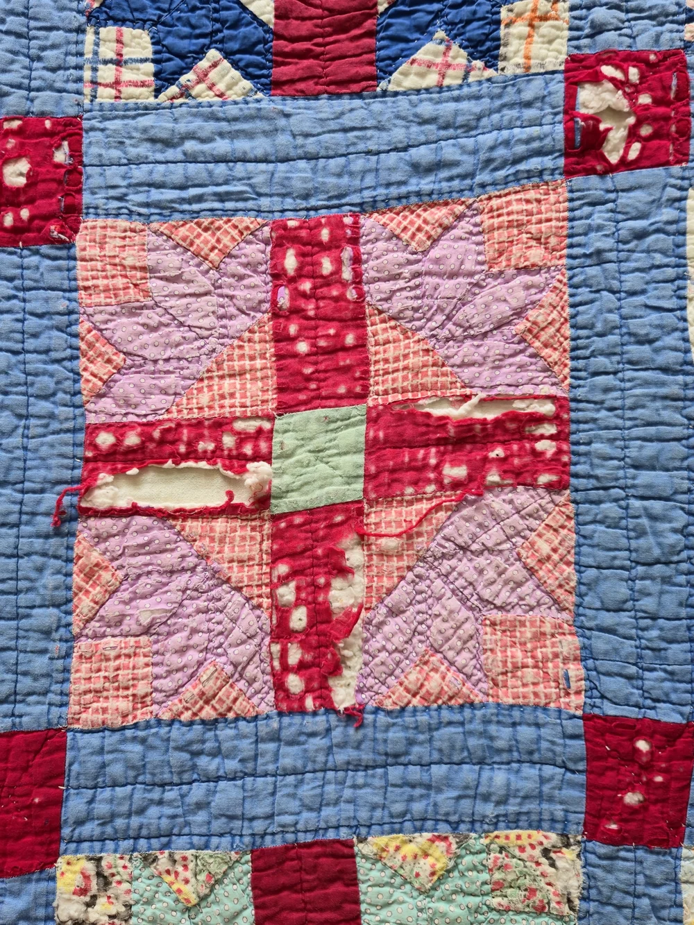 Vintage 1930s-40s Feedsack Churn Dash Cutter Quilt